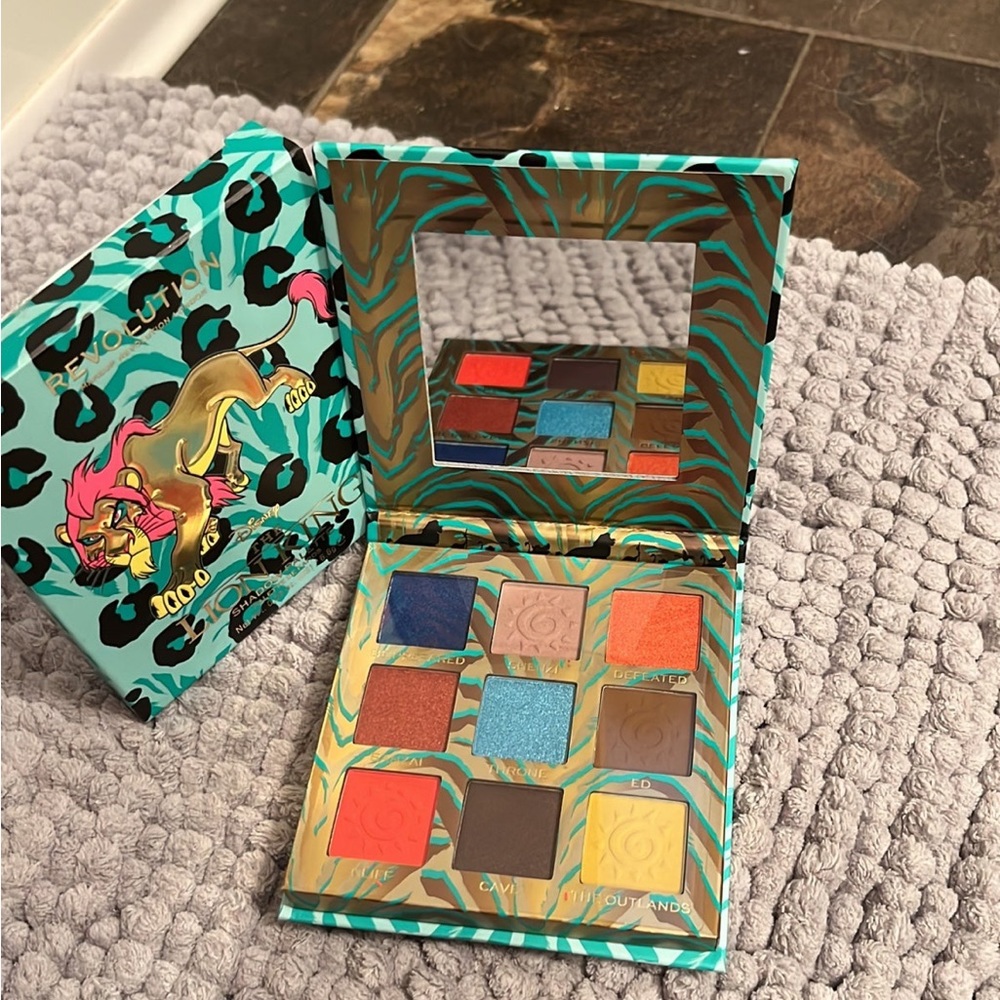 Revolution X Disney Lion King Eyeshadow Palette
